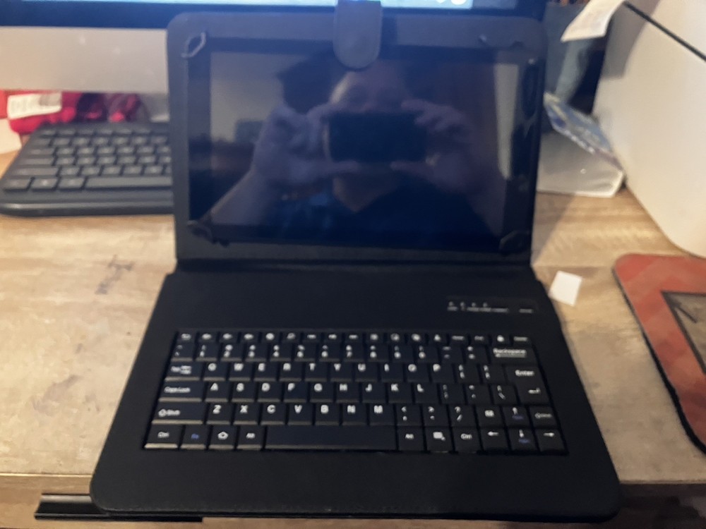Naxa Core NID-1055 Bluetooth Tabet