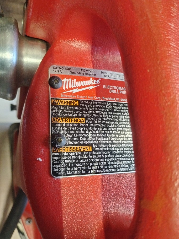 VERY NICE!! Milwaukee 4203 Electromagnetic Drill Press Base FULLY TESTED!