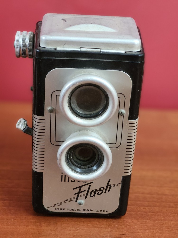 Herbert George Co. INSTA FLASH 620 CAMERA - Untested & Sold As Is