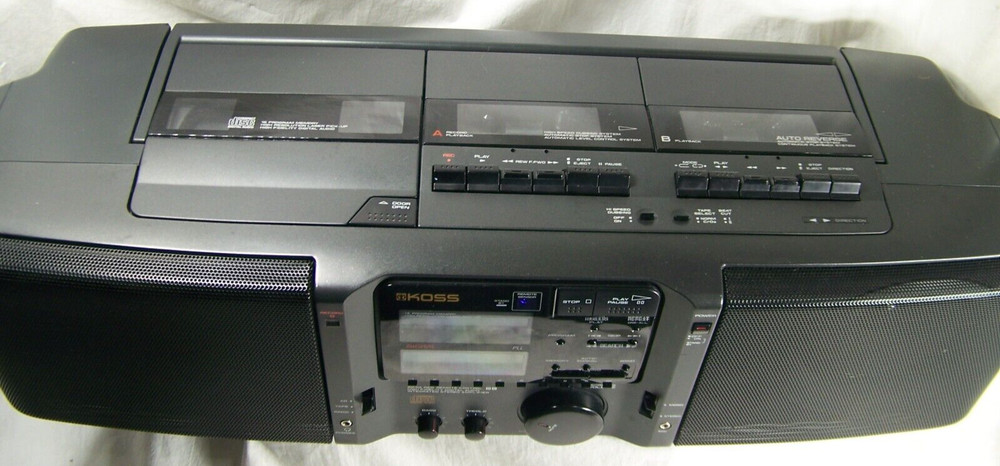 KOSS BOOM BOX PC80 STEREO SYSTEM DOUBLE CASSETTE PLAYER CD PLAYER READ! NICE!!