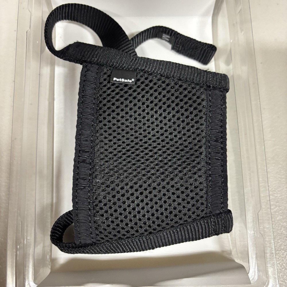 PetSafe Muzzle Medium. Black. New In Box.