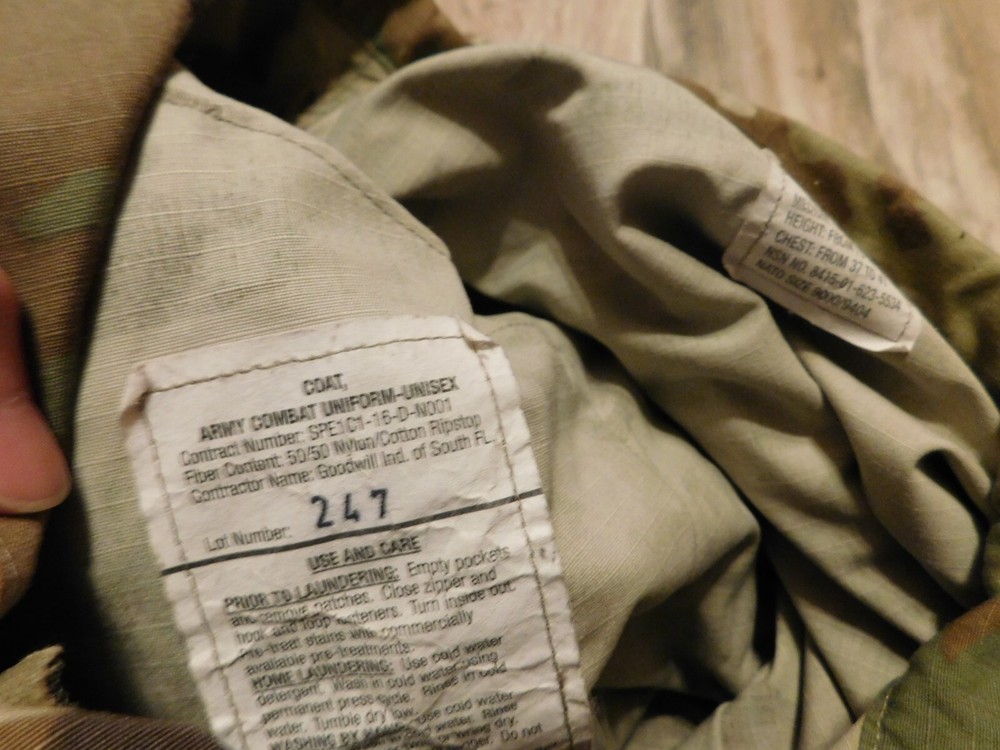 US ARMY OCP COAT SZ MEDIUM - X LONG