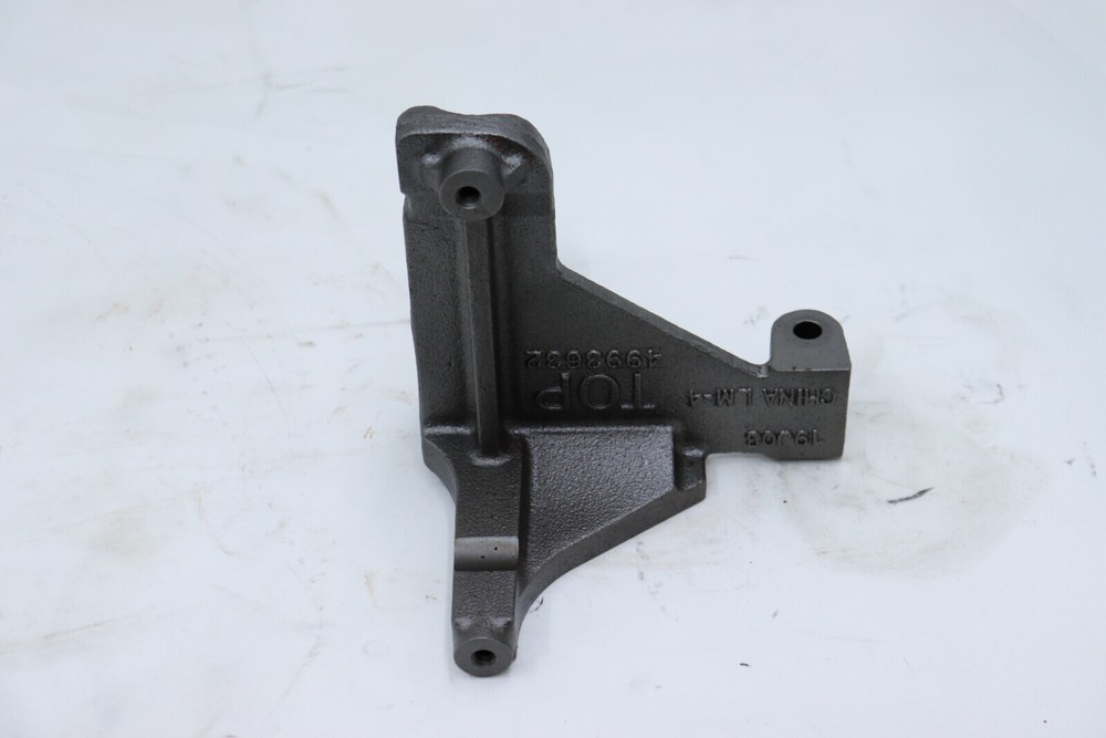 Cummins EGR Bracket 4993632