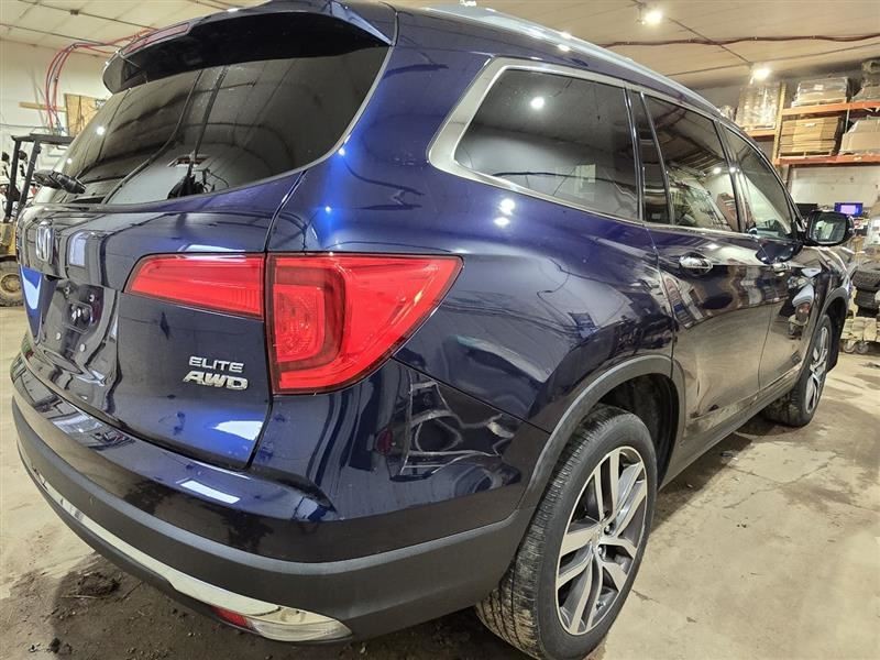 PILOT 2016 Dash Bezel 608572