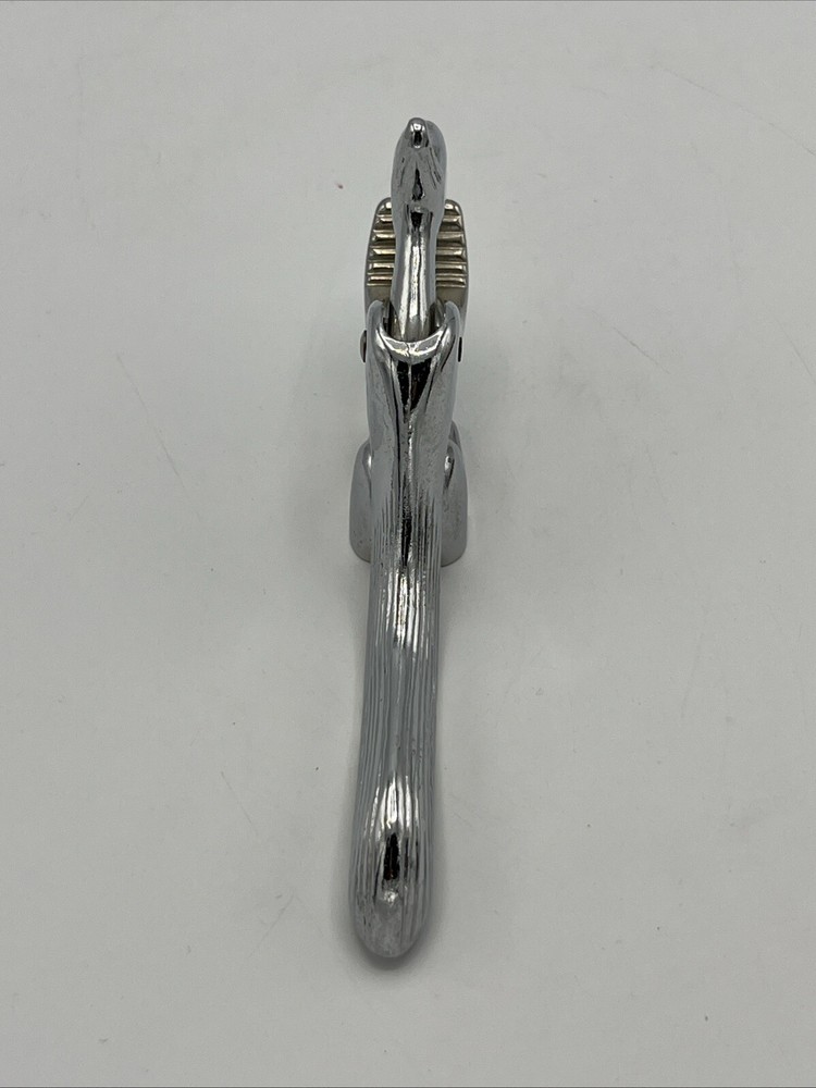 Nut Cracker Zinc Alloy Creative Squirrel Shape Nut Shell Opener Walnut