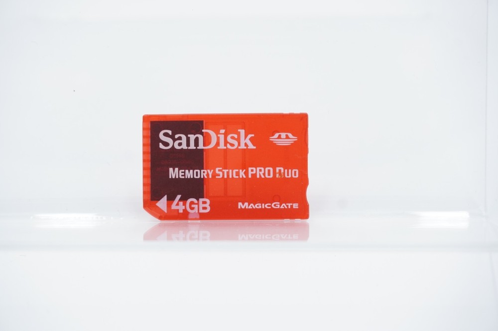 SanDisk 4GB Memory Stick Pro Duo Magic Gate Memory card - Red