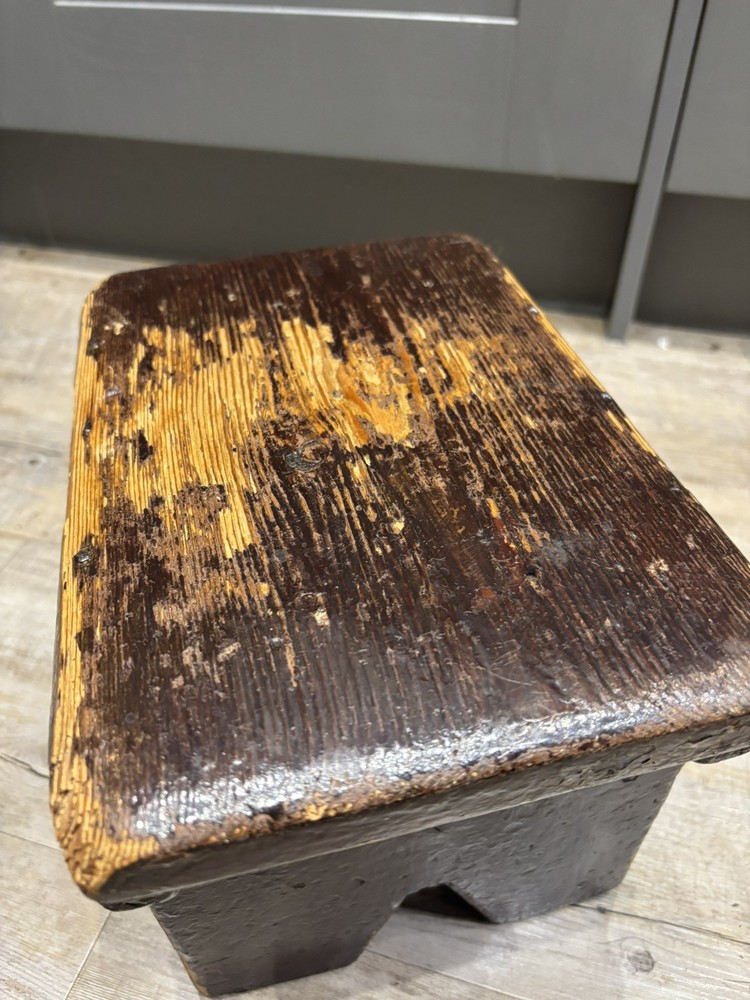 Small Vintage Chippy Rustic Stool / Footstool / Plant Stand