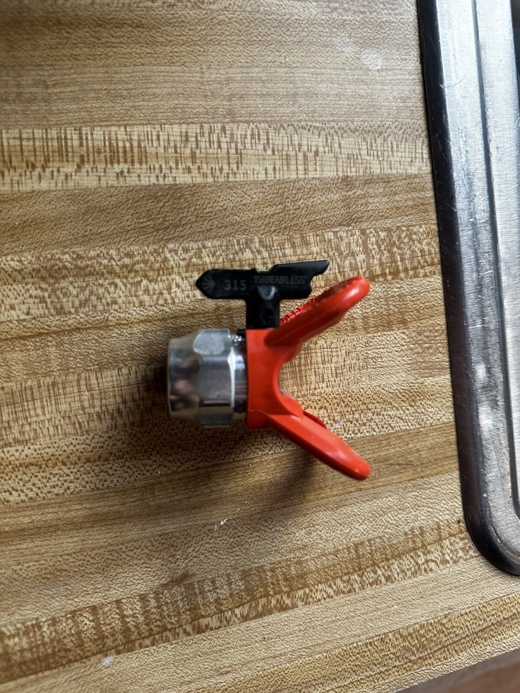 Graco TrueAirless 315 Spray Tip & Guard