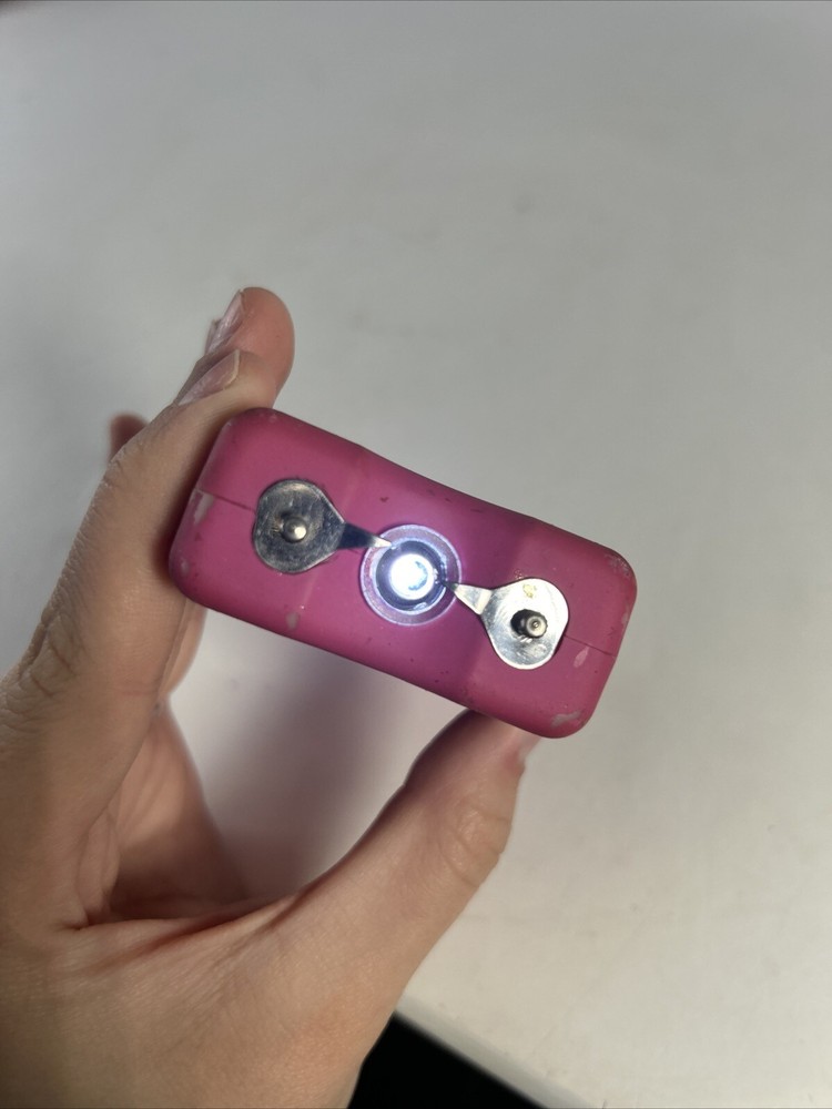 PINK STUN GUN FLASHLIGHT RECHARGEABLE LED