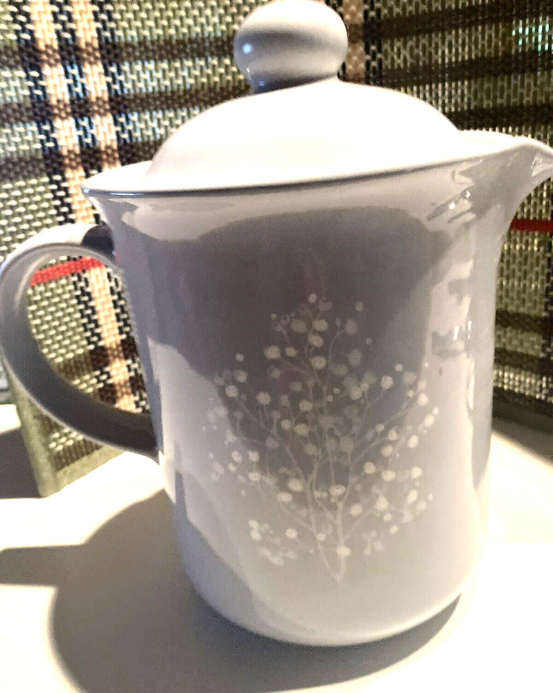 Pfaltzgraff "ESSENCE" Periwinkle Blue Beverage Server Pitcher LID - USA