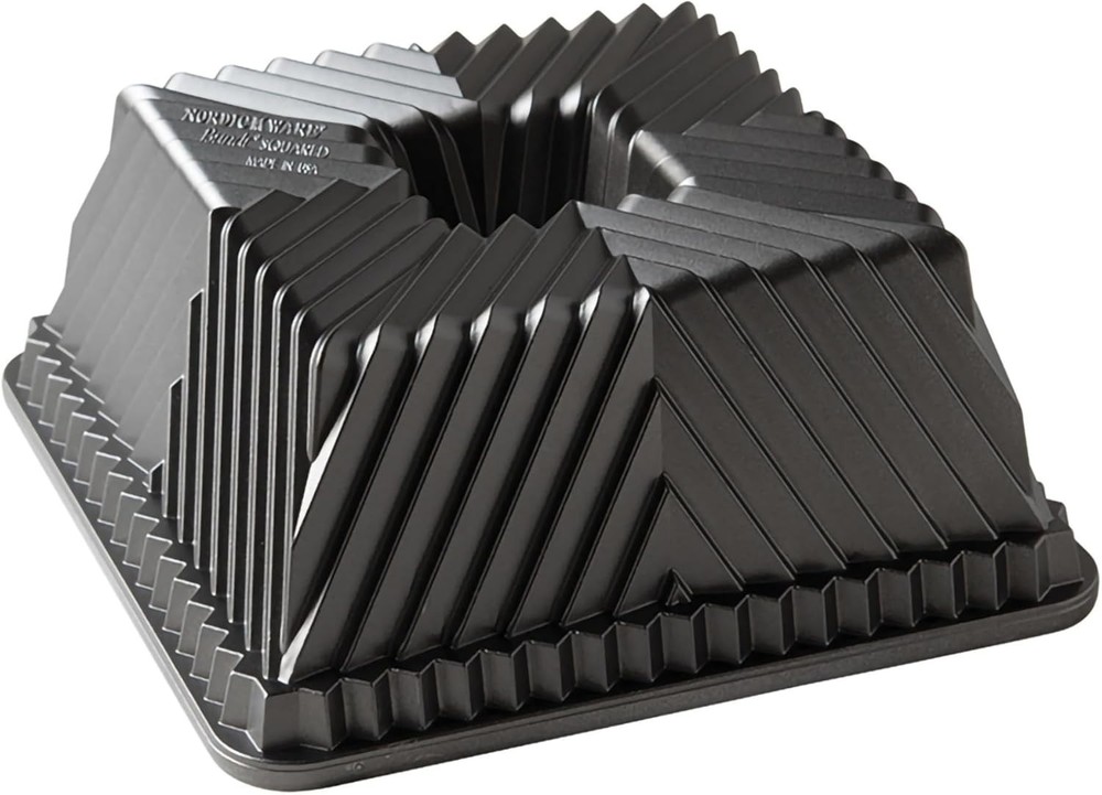 Bundt Squared Pan, 10 Cup, Graphite