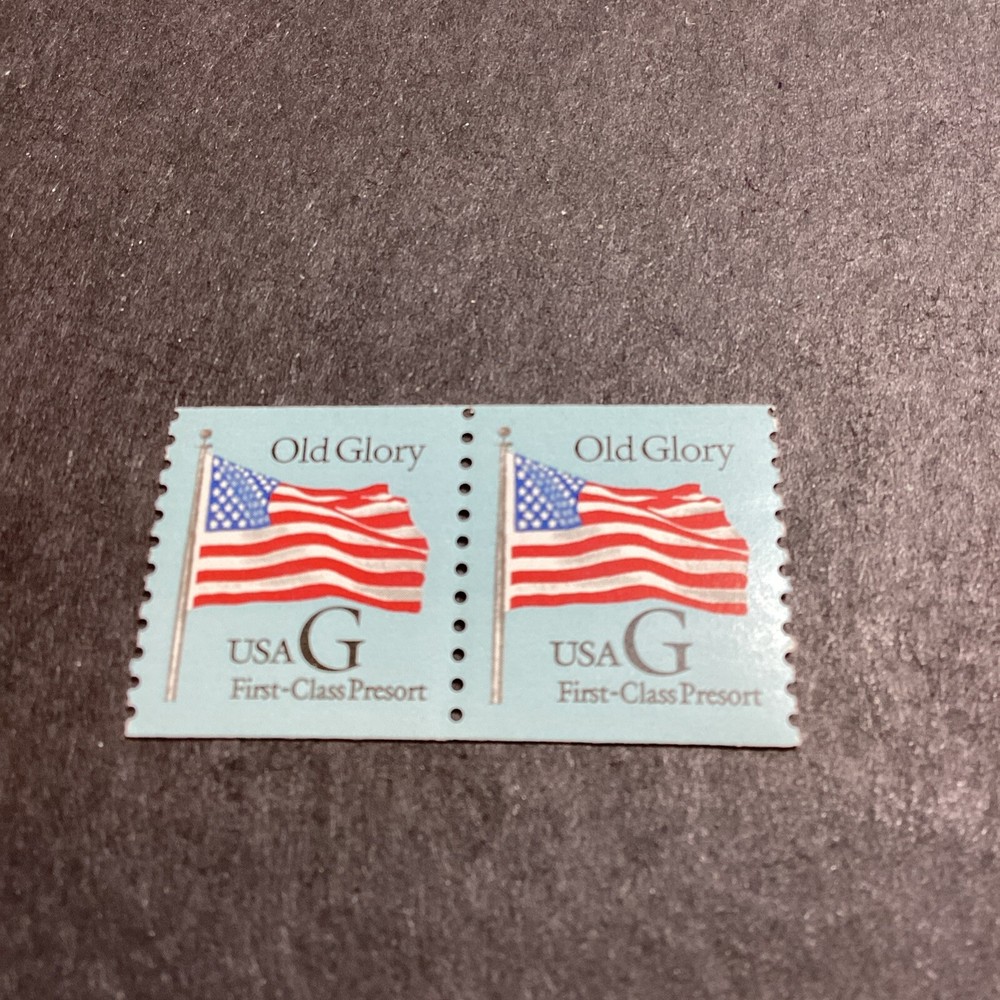Scott #2888 Blue Background "G" Old Glory Coil Pair MNH-1994-US
