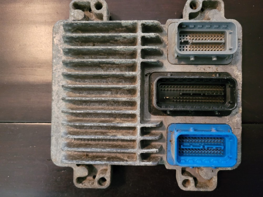 USED 2004-2006 Chevy Colorado/GMC Canyon Engine Control Module (12569773)