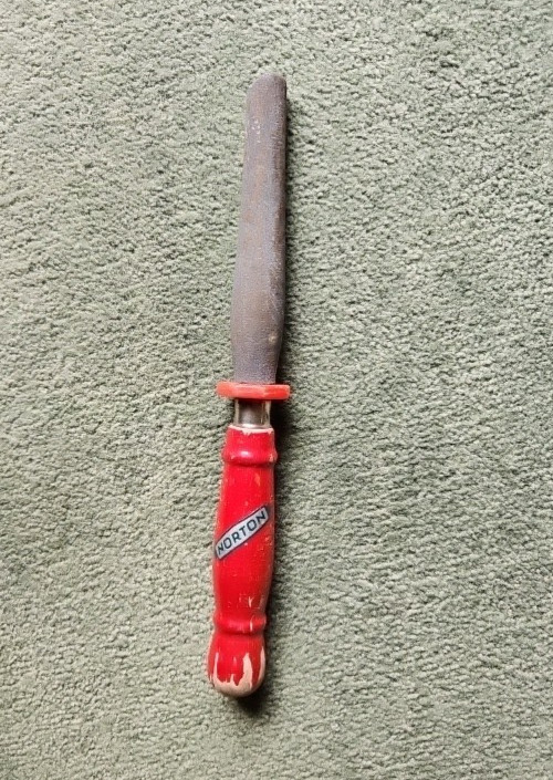VINTAGE 9” NORTON FILE WITH HANDLE