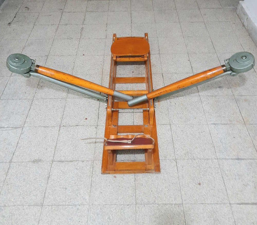 Rowing machine "Lamborgini" 1940s - Solid wood and iron - READ DESCRIPTION