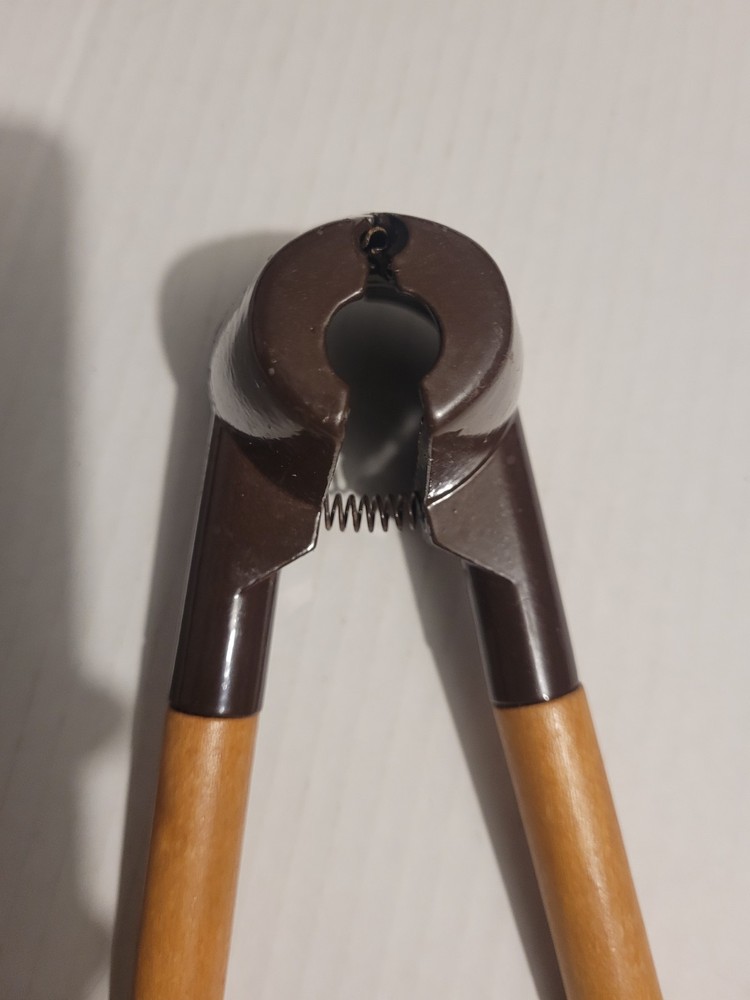 Nut Cracker Bottle Cap Opener Multifunction 2in1 Walnut Pecan Tool Wooden Handle
