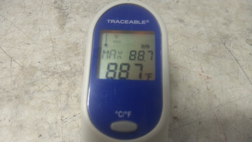 Control Company 4470 LCD w/Backlight Display Infrared Thermometer (BW)