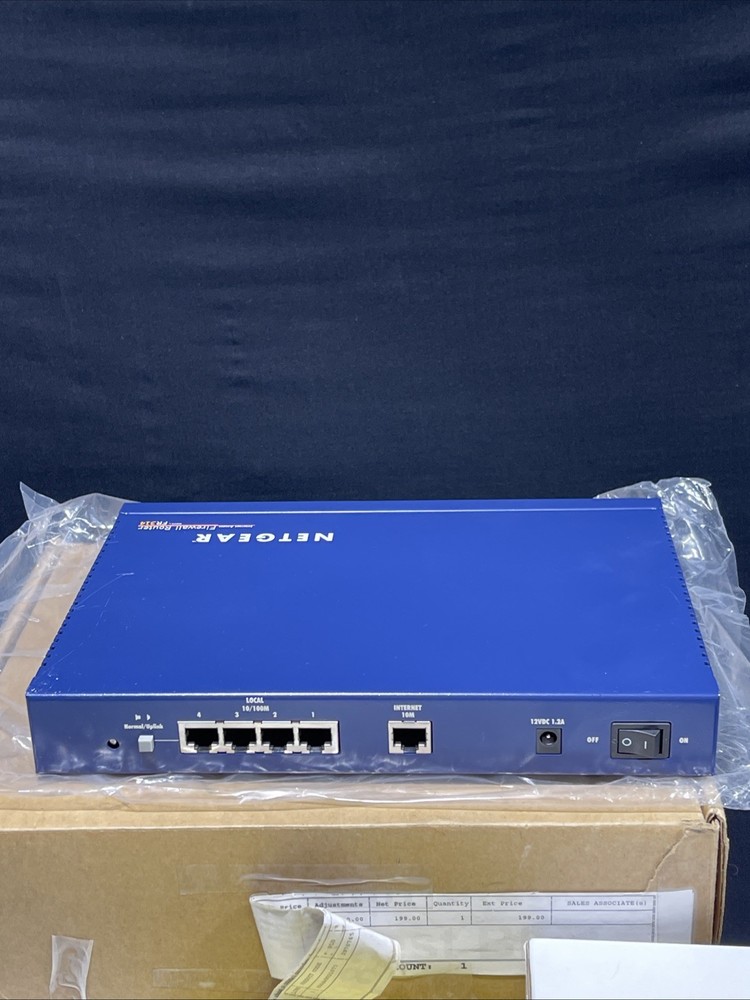 NETGEAR internet Access Firewall Router Model FR314