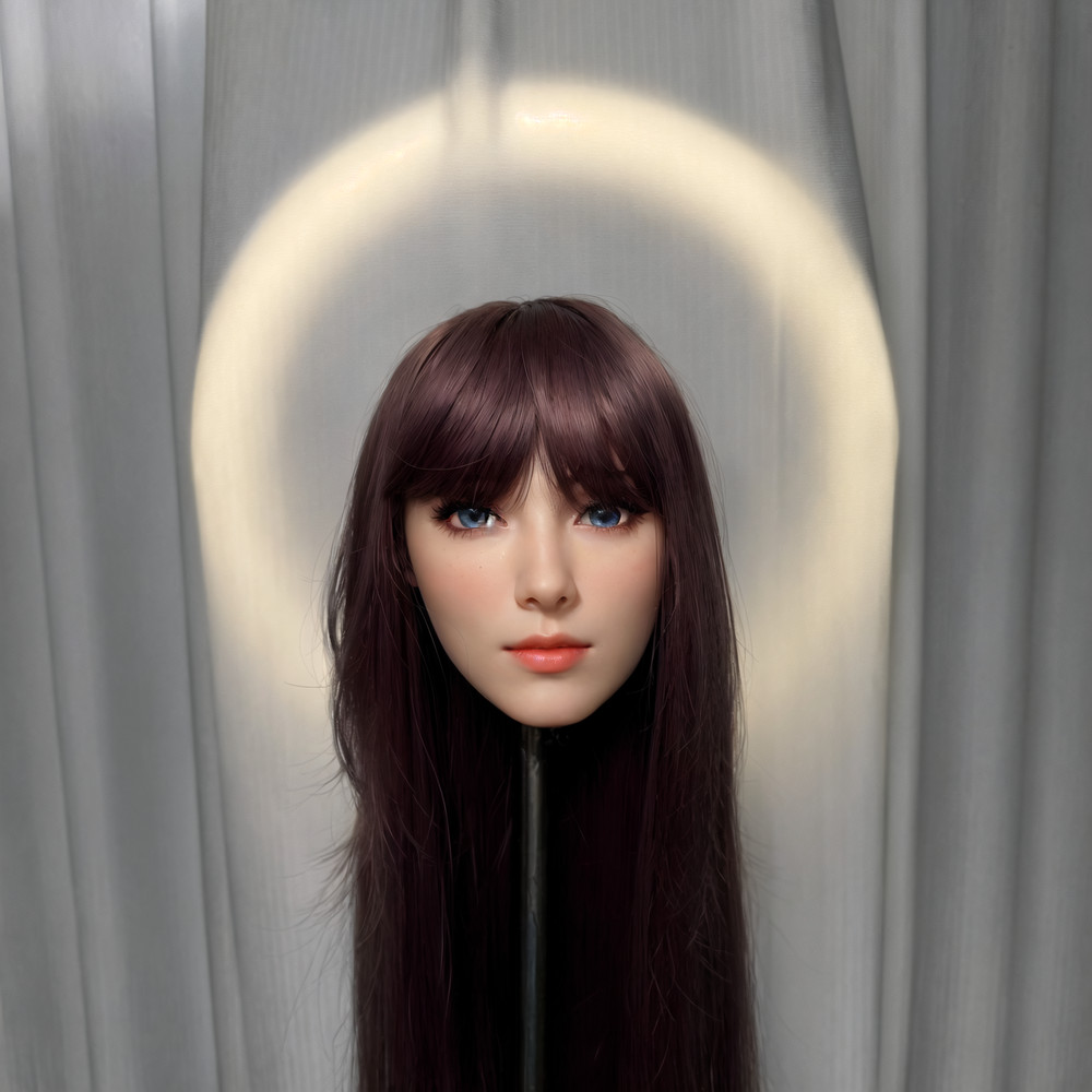 Salon-Grade Mannequin Head with M16 Mount