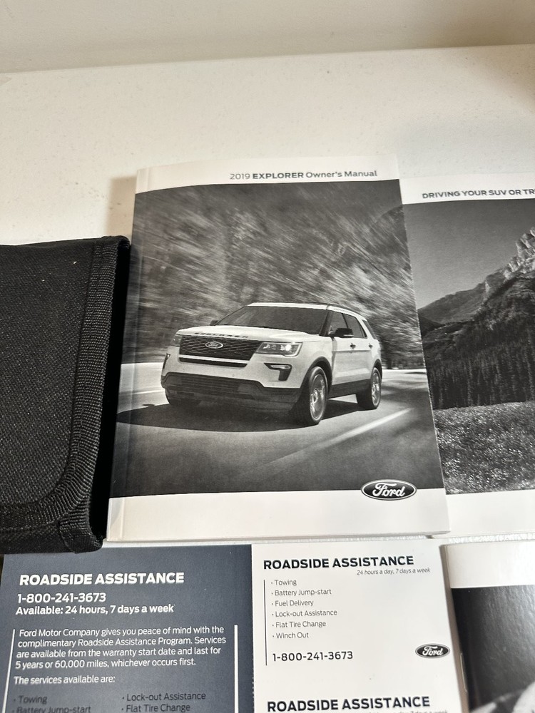2019 Ford Explorer Owner's Manual Set