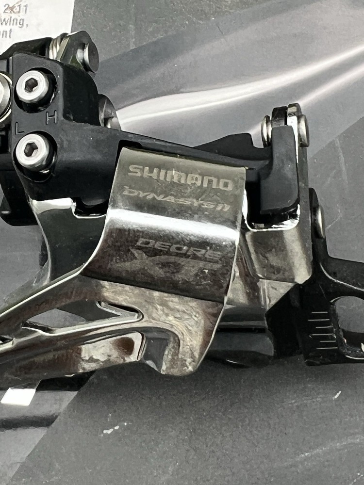 Shimano Deore XT FD-M8025-E Front Derailleur 2x11 speed E-Type Bottom Pull