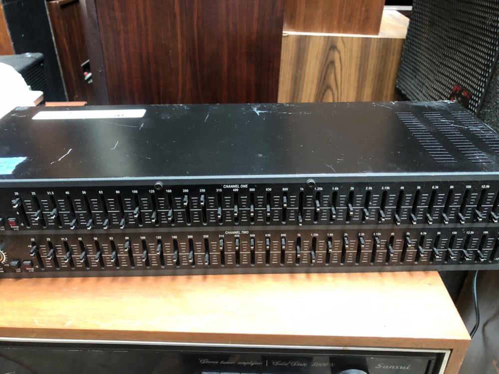 DBX 231 Graphic Equalizer