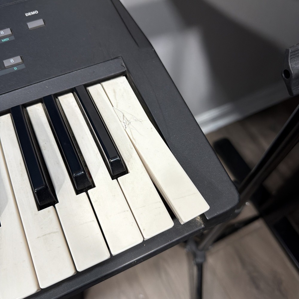 Yamaha SY35 Digital Synthesizer Vector Synthesis