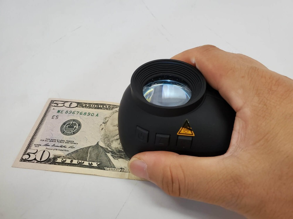 Vividia FM-110 Handheld Forensic Magnifier for Professional Document Examiners