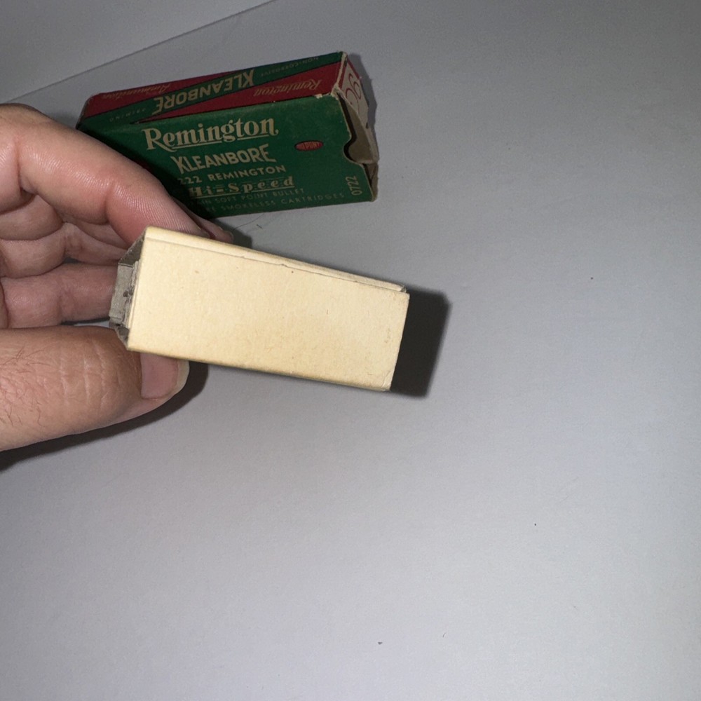 Empty Ammo box Remington Kleanbore 222 Remington