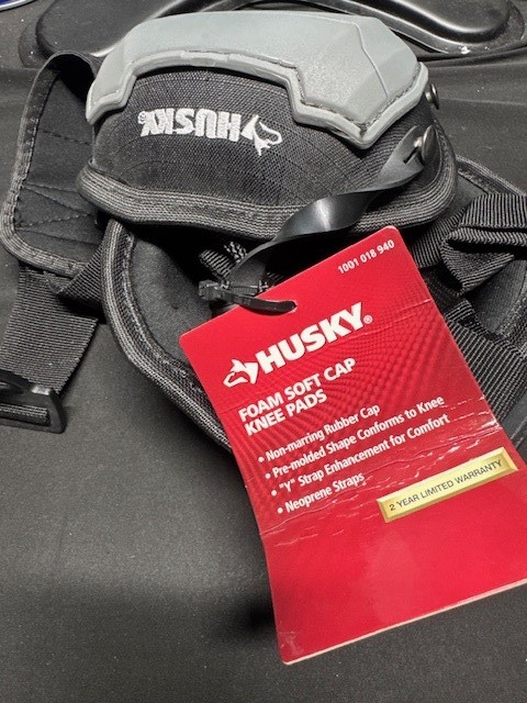 Husky Soft Cap Foam Work Knee Pads (1-pair) New
