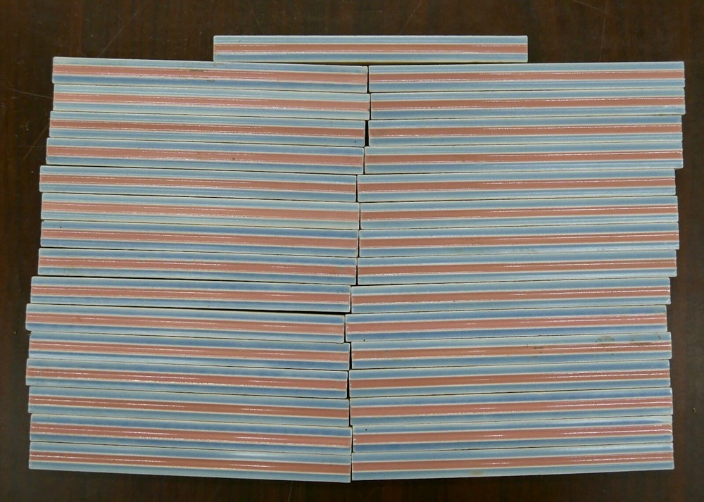 Vintage Tile Liner Pale Blue with Beige Stripe