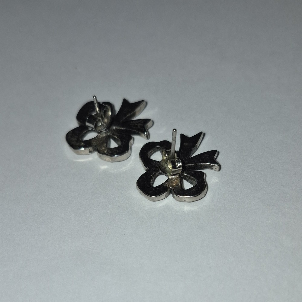 Vintage Avon Romantic Bow earrings