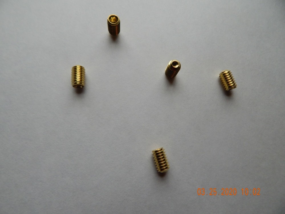 BRASS SOCKET SET SCREWS   5/16-18 x 1/2"  CUP POINT. 5 PCS.  NEW