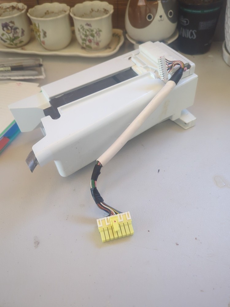 SZAB002TA2 Direct-cool Ice Maker 6cube