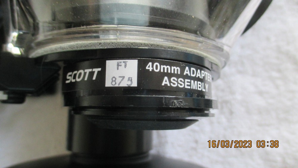 Very Nice Scott Gas Mask with Bag 10009779