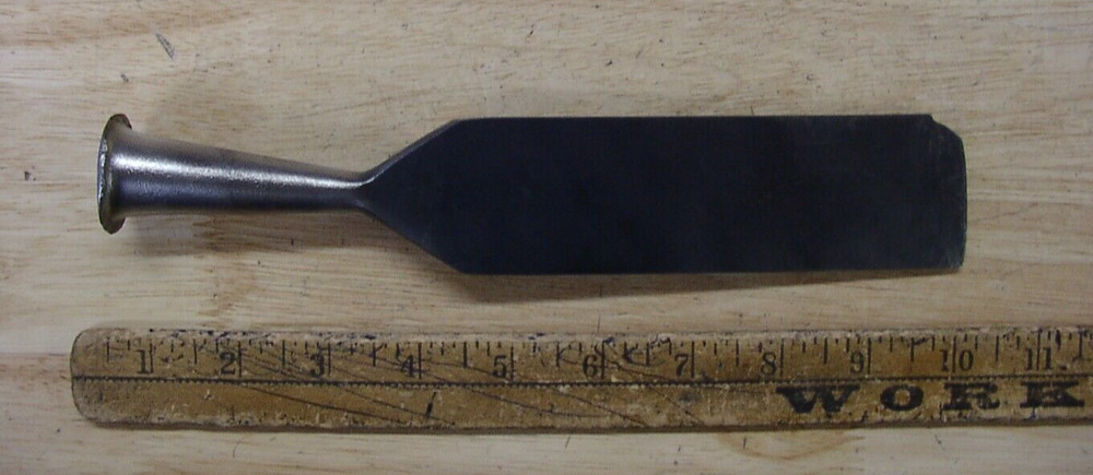 Vntg Quality Unbranded Bevel Edge Socket Chisel,1-3/4" X 9-7/16",W/Issues.READ!