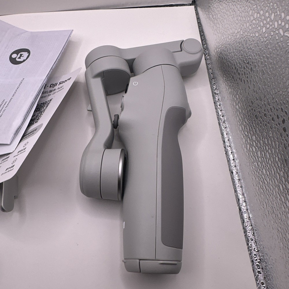 DJI Osmo Mobile 7 Gimbal Stabilizer for iPhone, Android, Built-in Tripod