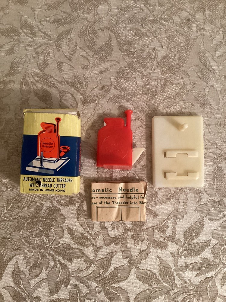 Vintage  Automatic Needle Threader w/ lnstructions NOS