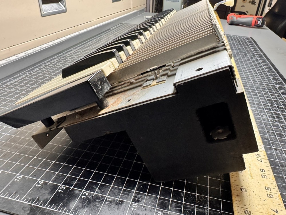 Hammond M103 Keyboard Assembly (2)