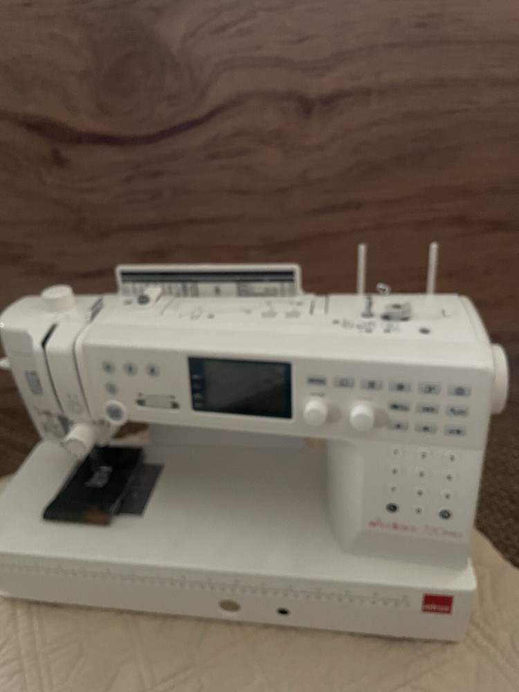 Elena eXcellence 720 Pro Computerized Sewing Machine