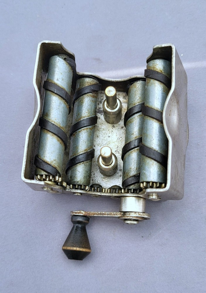 Vintage BLUEBEARD - STROPPER - For Double Edge Blades