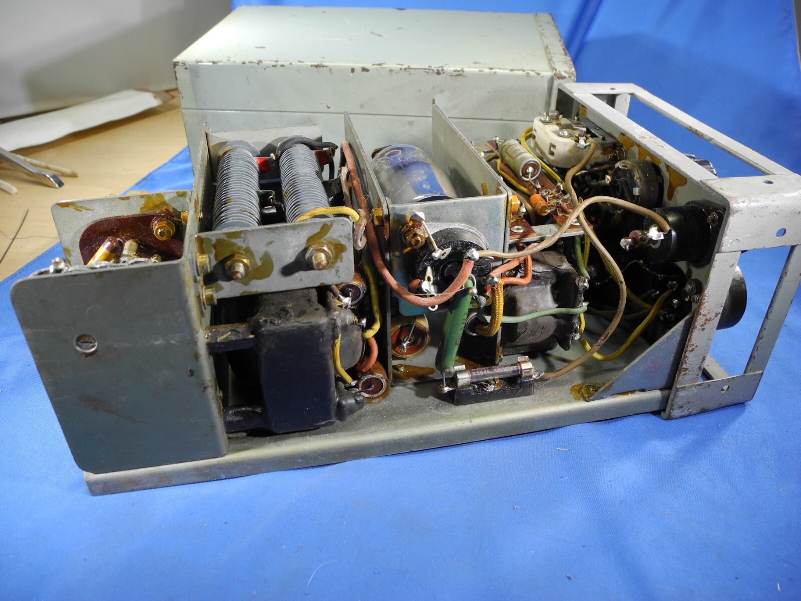 WW2 British Army Wireless radio Power Supply & LF Amplifier # 1 ZA 21531