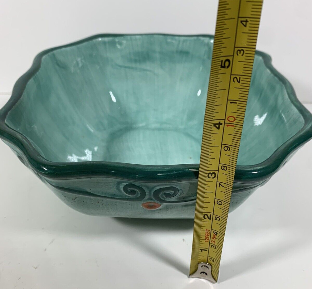 Medici Christmas Bowl Crazing On Bottom