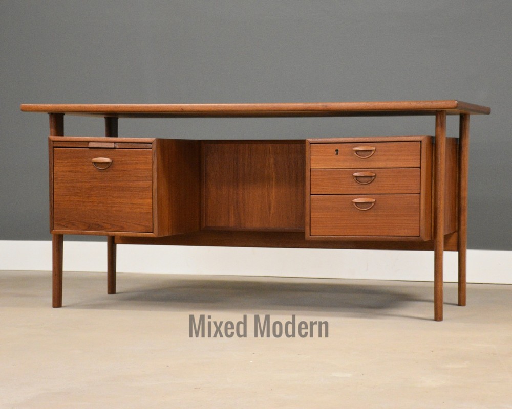 Refinished Danish Modern Teak Floating Desk by Kai Kristiansen