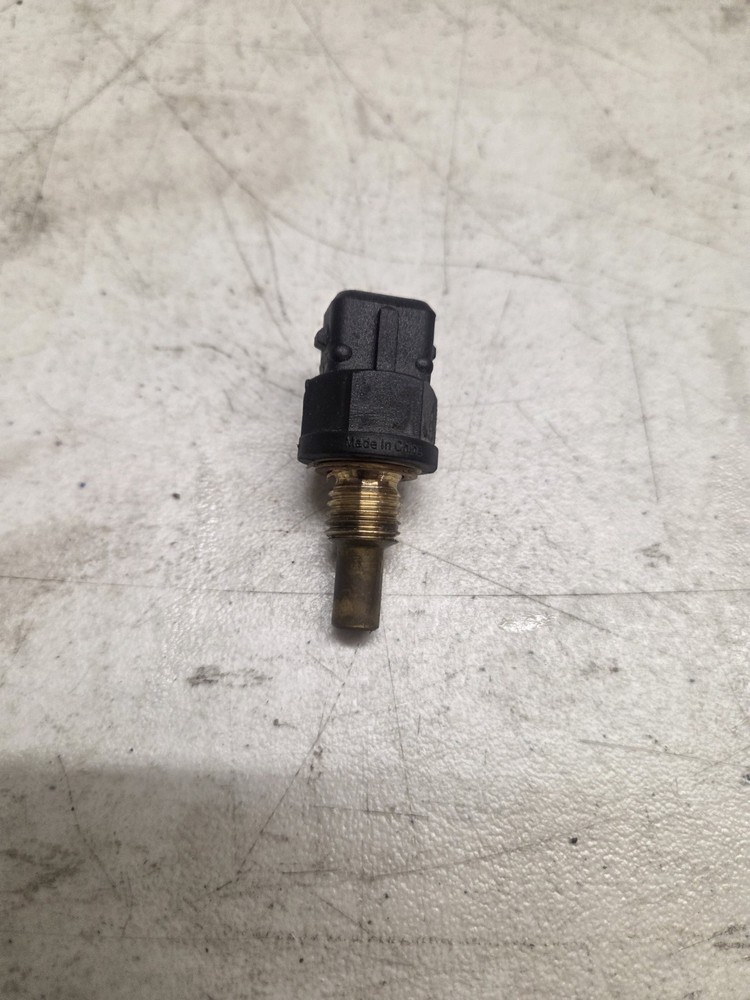 2025 Triumph Daytona 660 engine coolant temperature sensor
