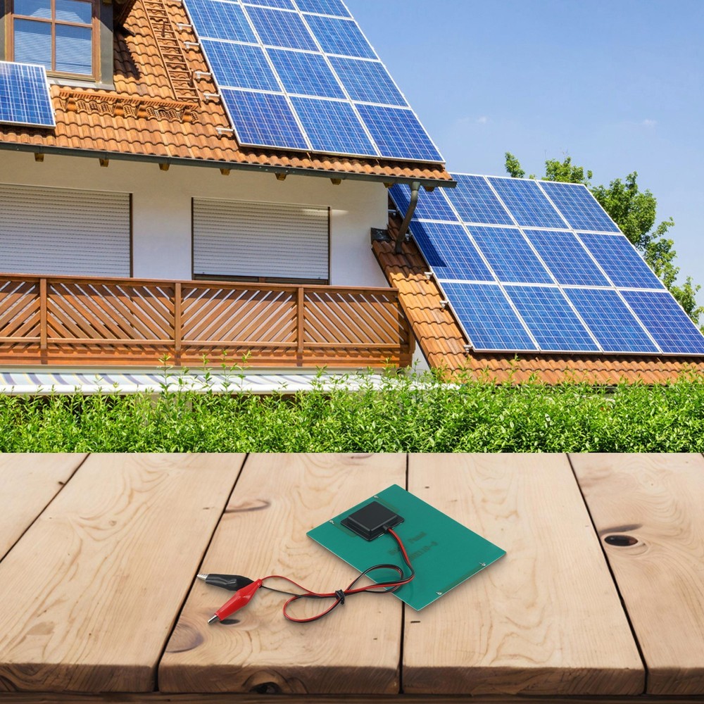 Adaptable and Efficient 10W Portable Solar Panel with Clip for All Your Needs