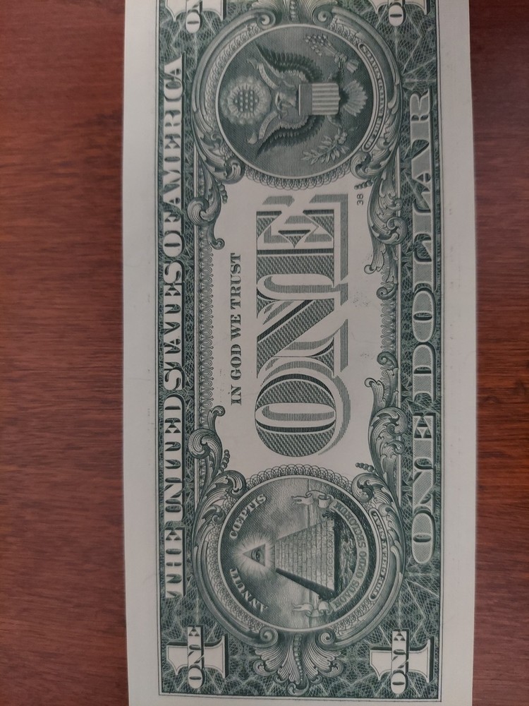 **Uncirculated 2017 *Rare *Error* Solid Starnote .(1dollar) 1 Solid /1 Hollow**