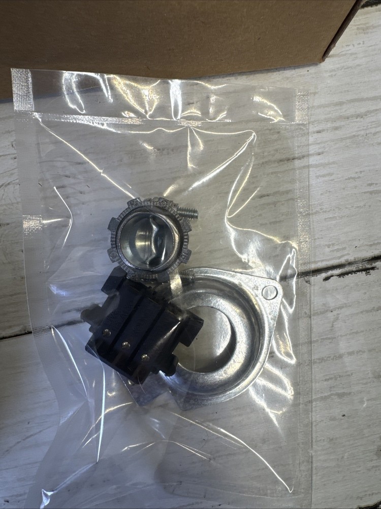 Garbage Disposal InSinkErator Power 900 Continuous feed 3/4 HP