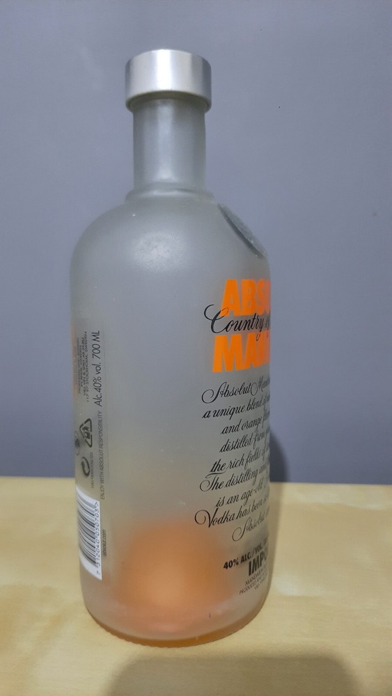 ABSOLUT VODKA MANDRIN 700ml EMPTY BOTTLE OLD EDITION