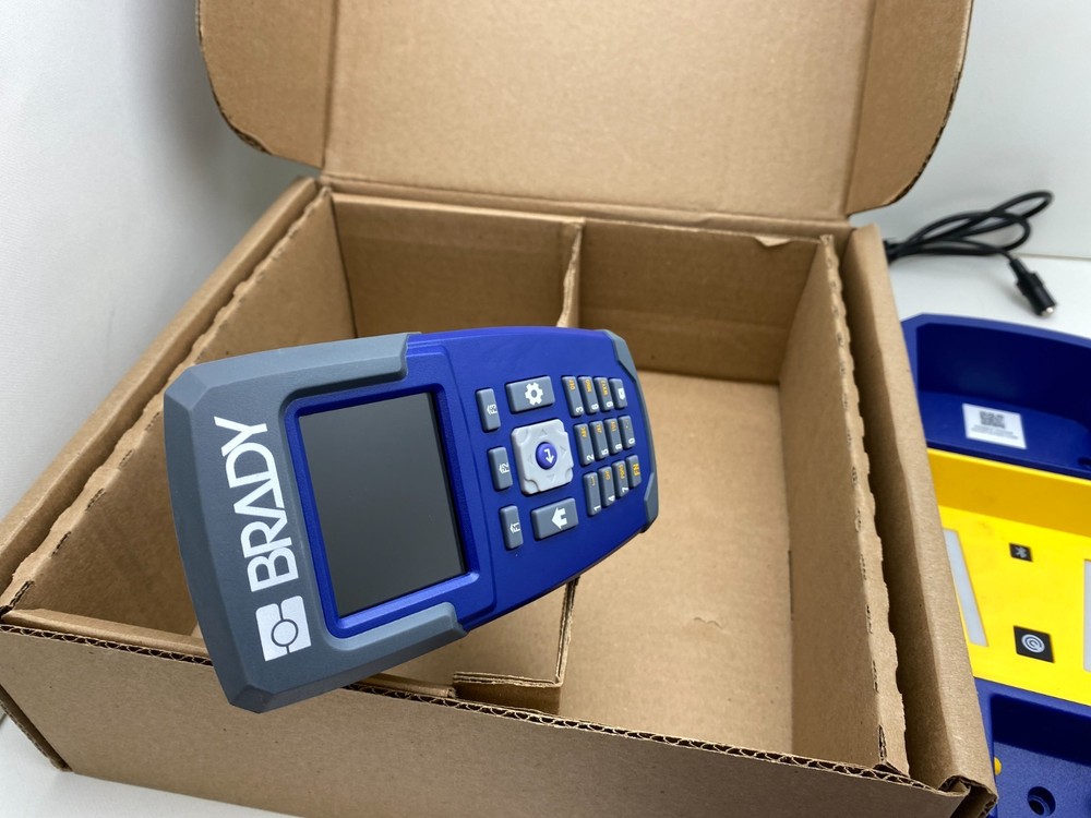 Brady V4500 - Kit - barcode scanner - 177229